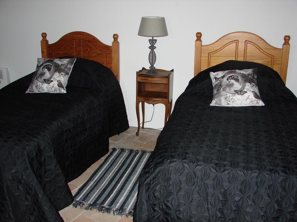 B&B Tour De Saint Anne Azille Номер фото