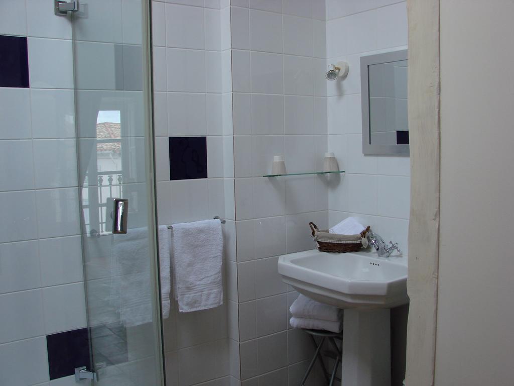 B&B Tour De Saint Anne Azille Номер фото