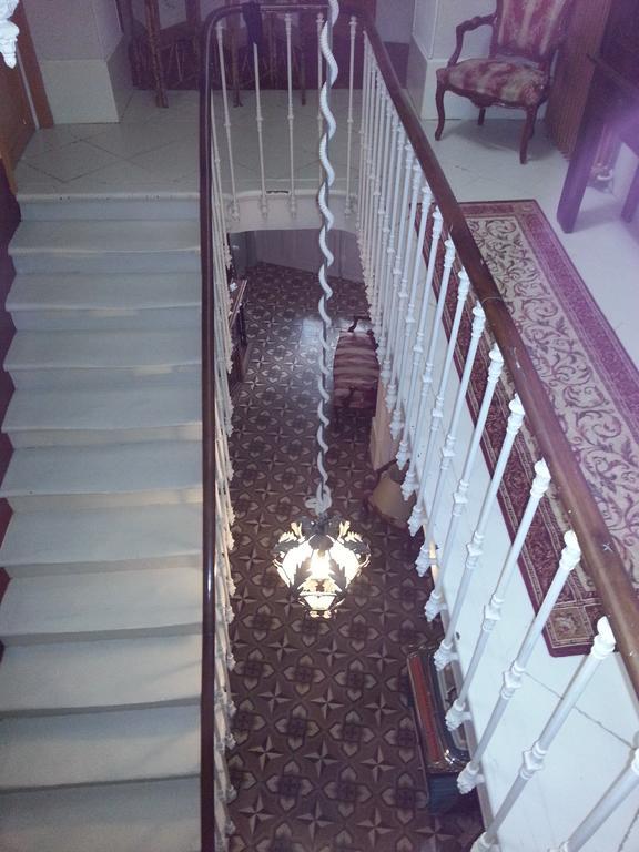 B&B Tour De Saint Anne Azille Экстерьер фото