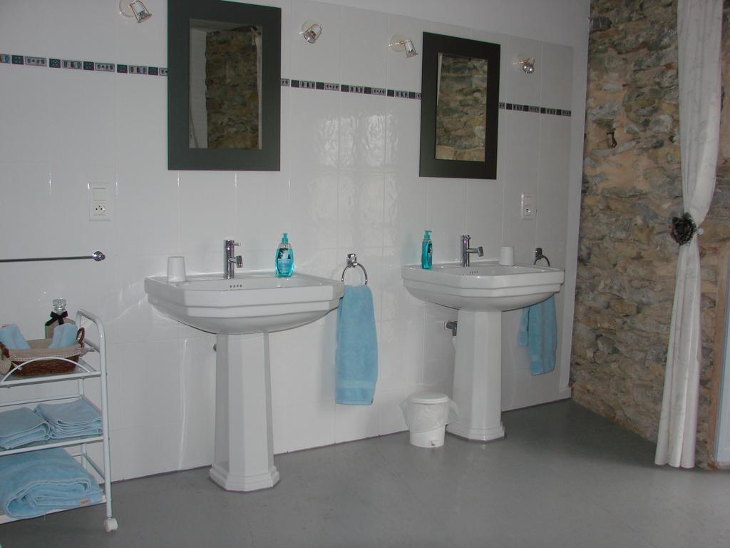 B&B Tour De Saint Anne Azille Номер фото
