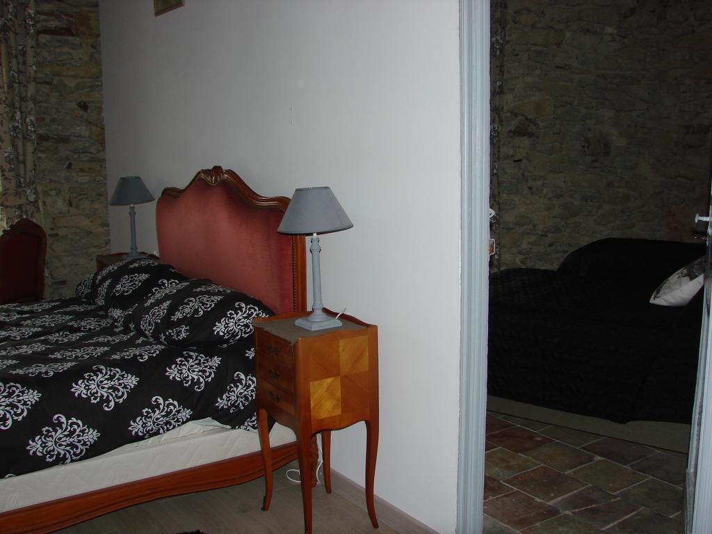 B&B Tour De Saint Anne Azille Номер фото