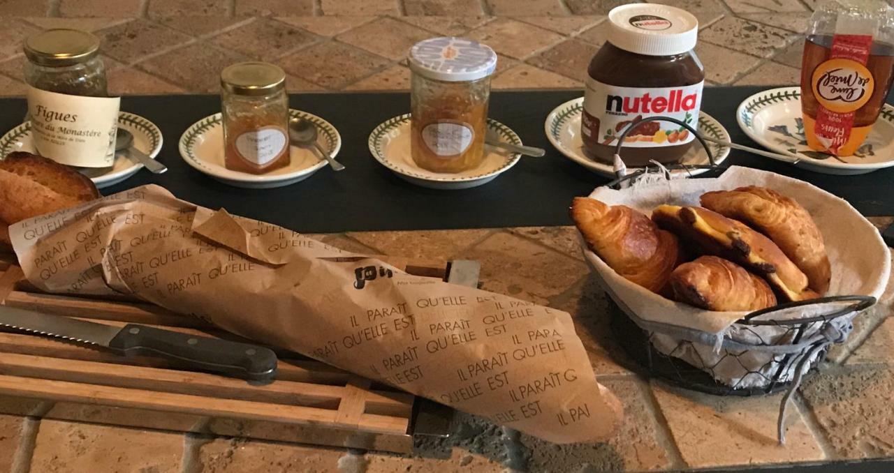 B&B Tour De Saint Anne Azille Экстерьер фото